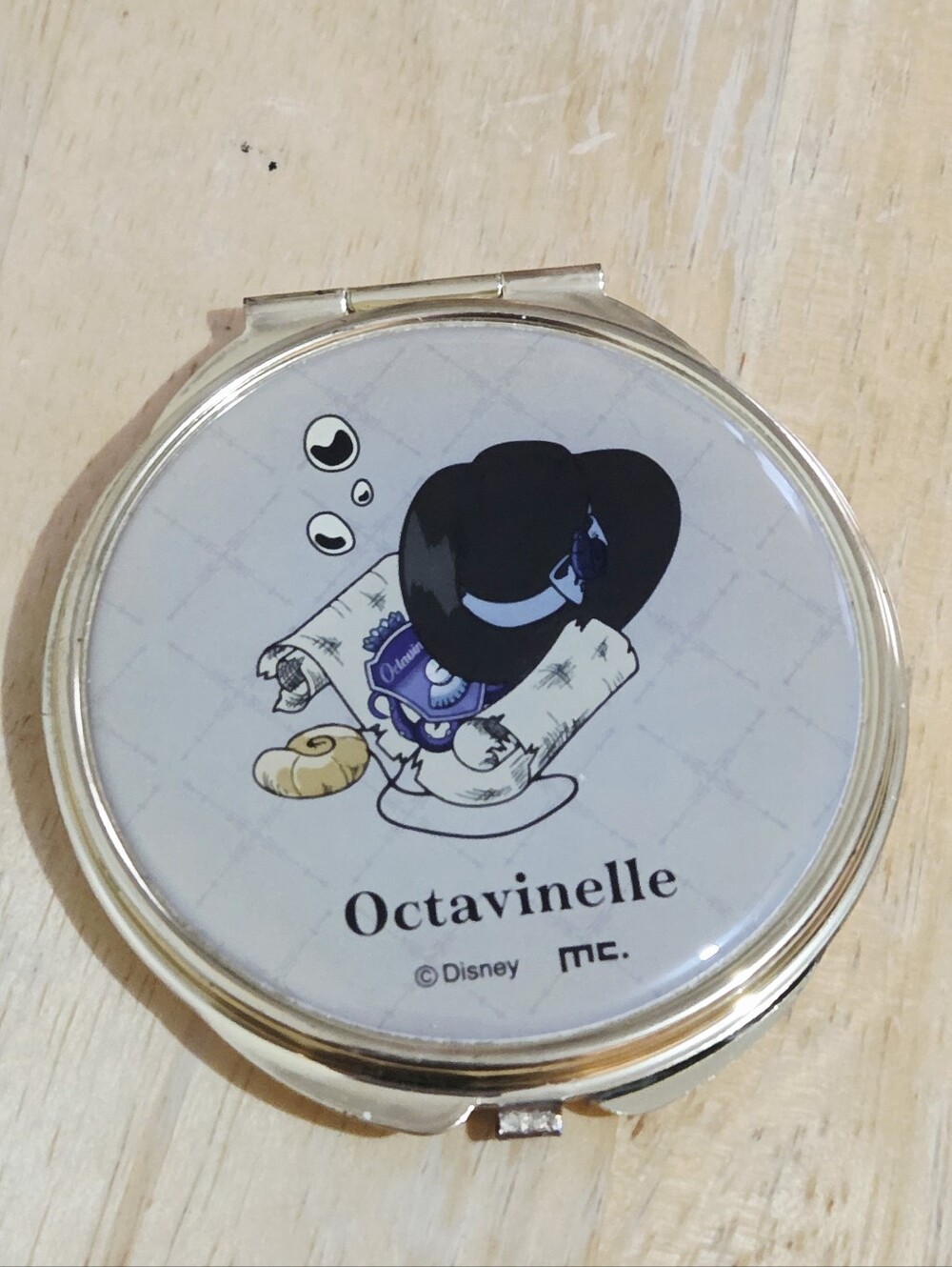 *4 for $30* Twisted Wonderland Octavinelle Caracter Compact Mirror